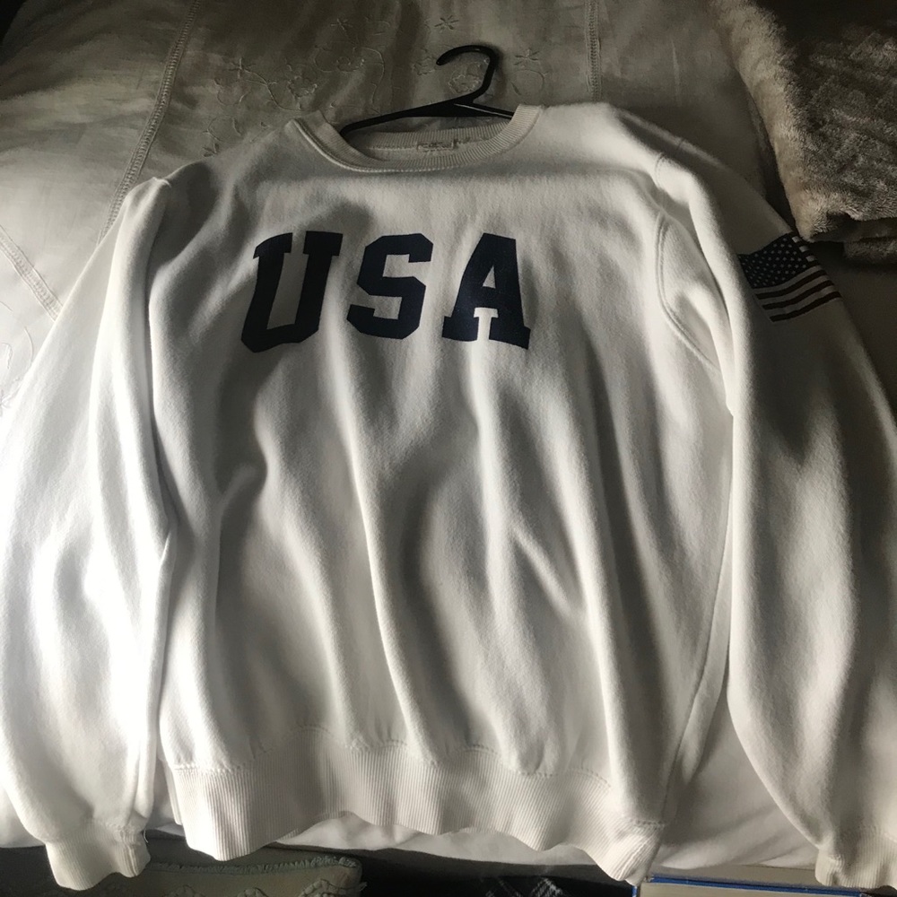 Brandy Melville White USA crewneck